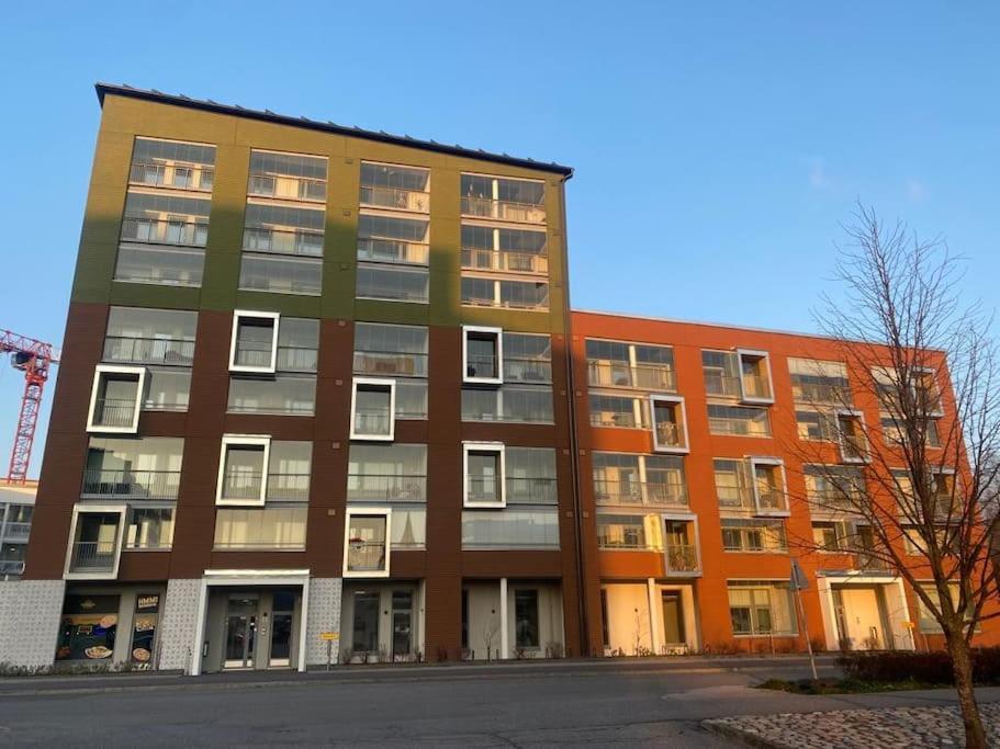 Modern Two Bedroom Apartment Near Helsinki Airport Vantaa Zewnętrze zdjęcie