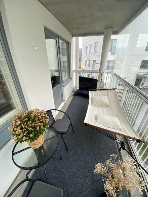 Modern Two Bedroom Apartment Near Helsinki Airport Vantaa Zewnętrze zdjęcie