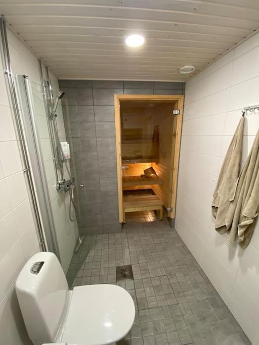 Modern Two Bedroom Apartment Near Helsinki Airport Vantaa Zewnętrze zdjęcie